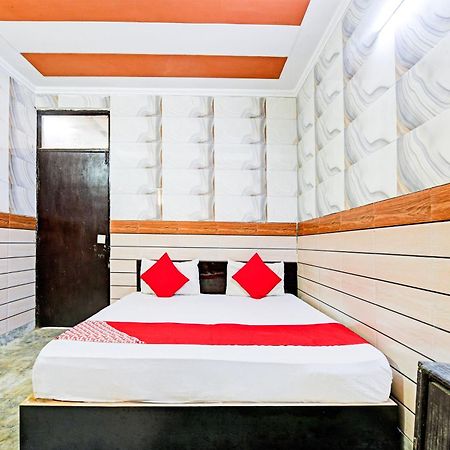 Hotel O Granville Yeni Delhi Dış mekan fotoğraf