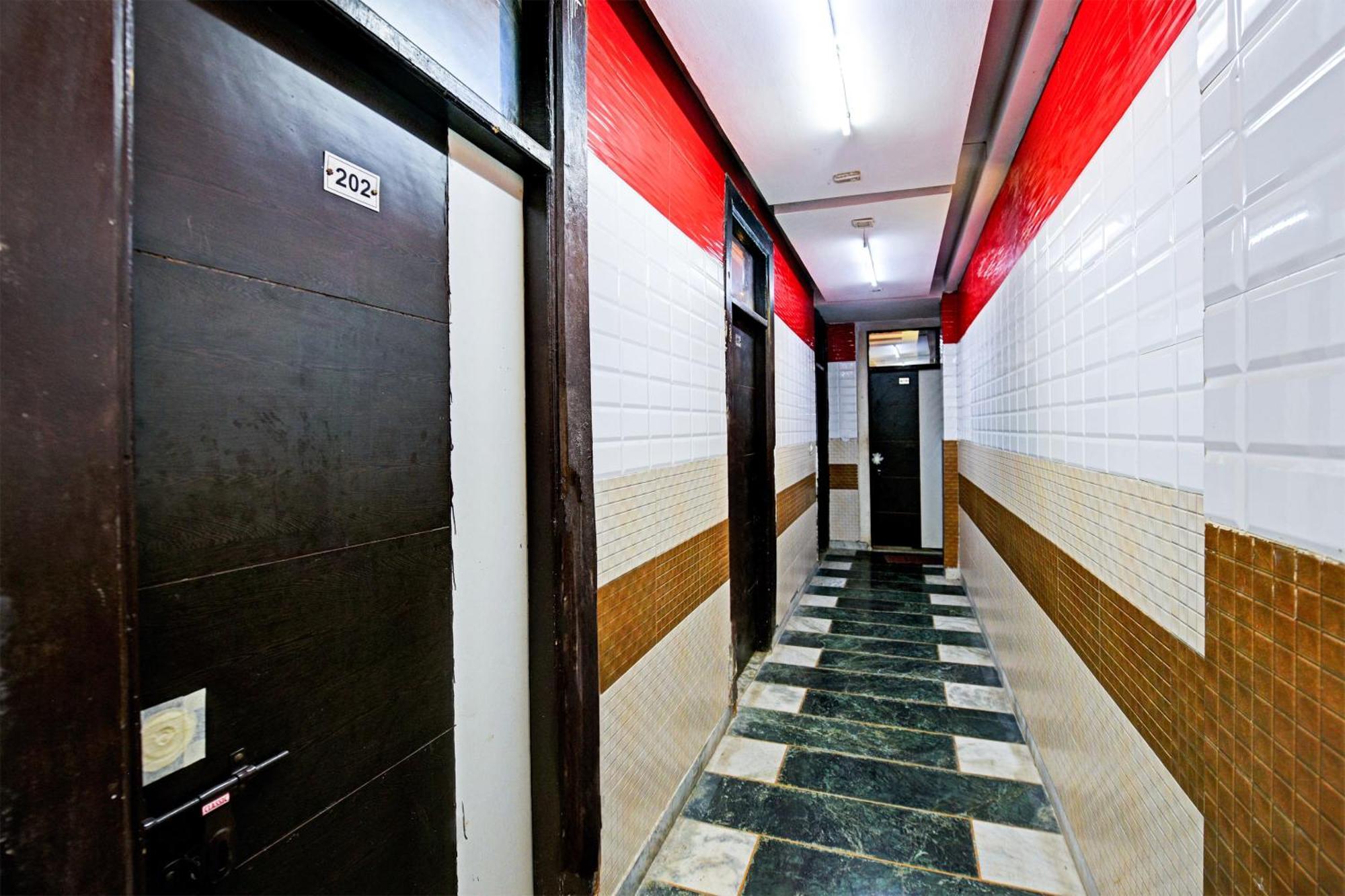 Hotel O Granville Yeni Delhi Dış mekan fotoğraf