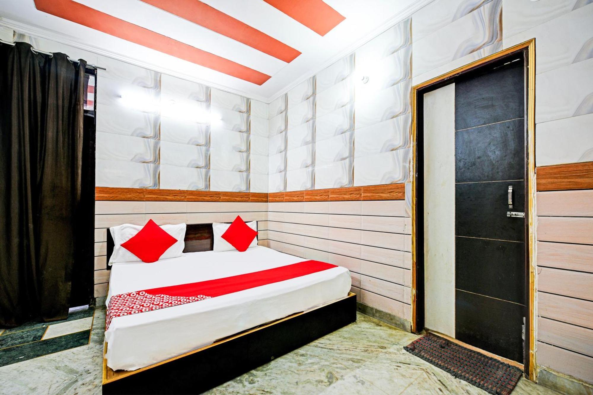 Hotel O Granville Yeni Delhi Dış mekan fotoğraf