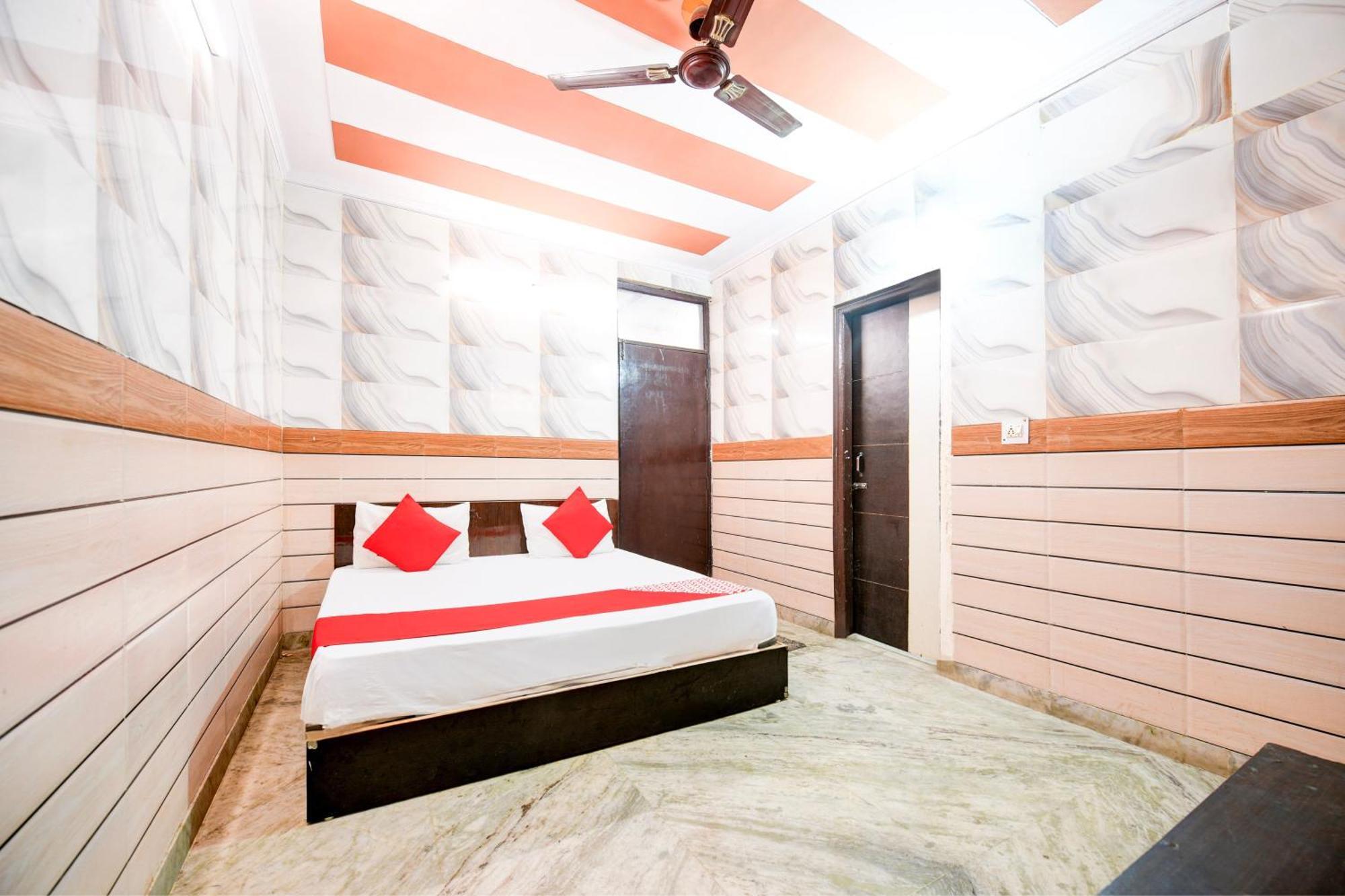 Hotel O Granville Yeni Delhi Dış mekan fotoğraf