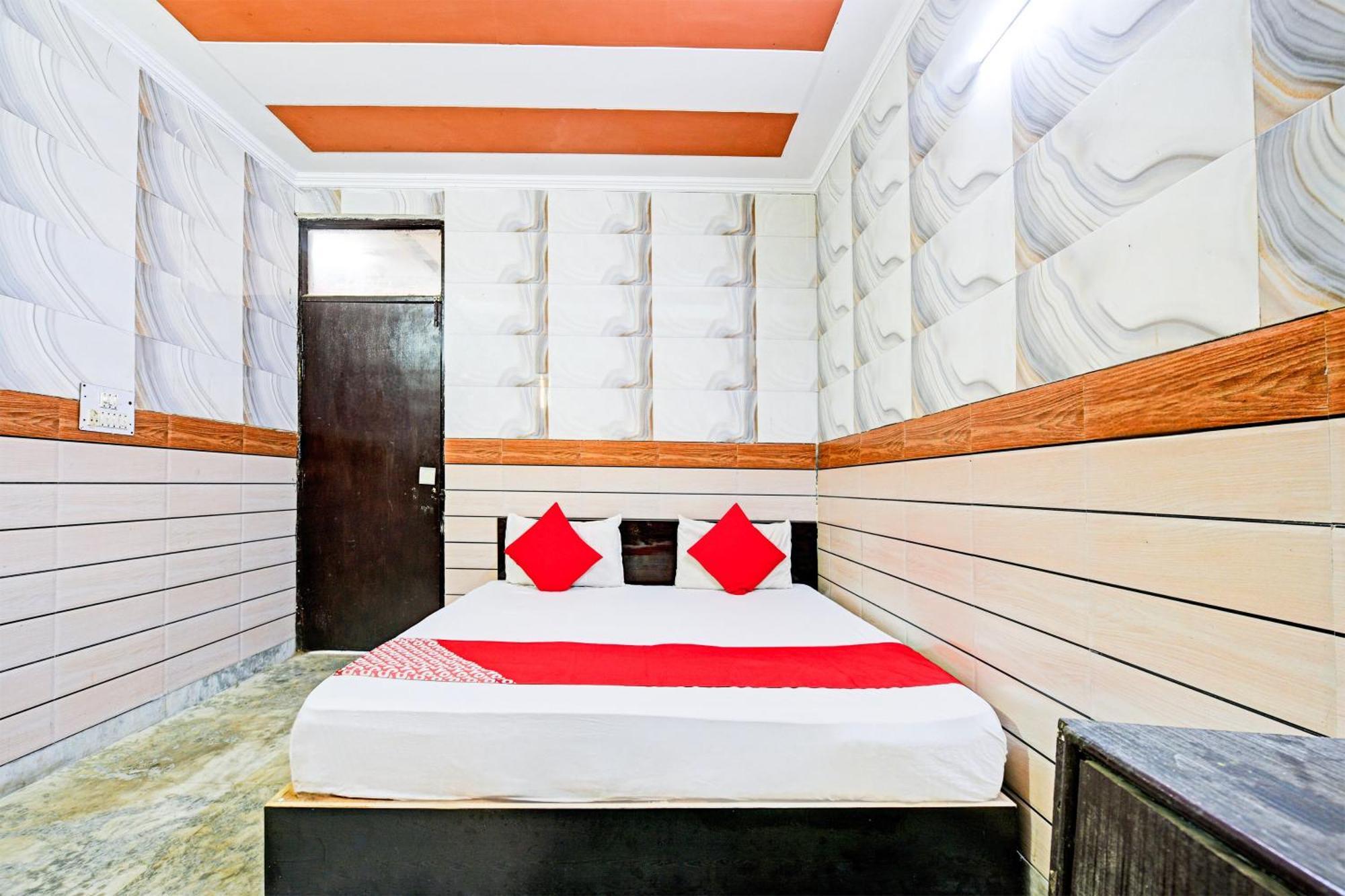 Hotel O Granville Yeni Delhi Dış mekan fotoğraf
