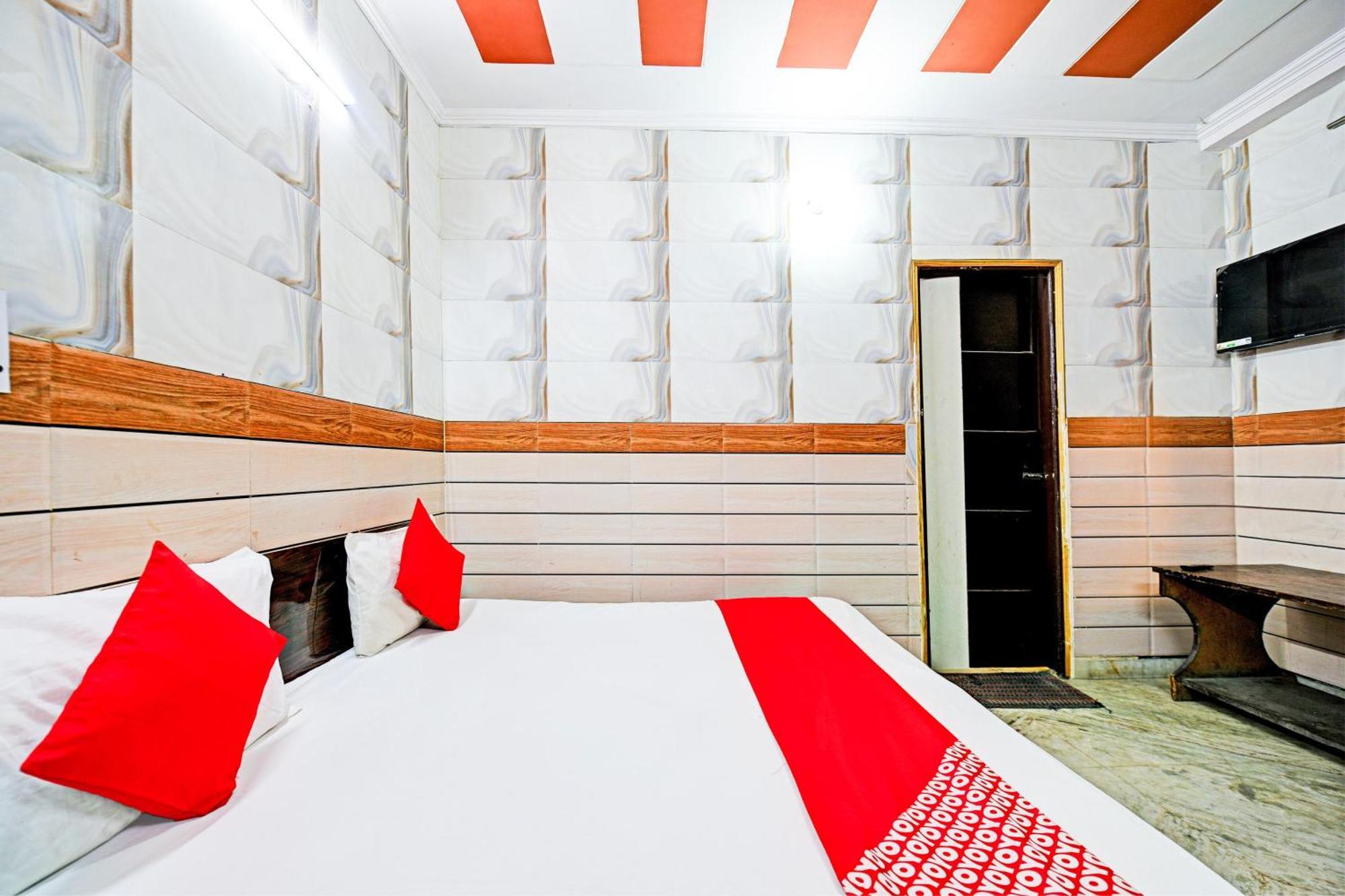 Hotel O Granville Yeni Delhi Dış mekan fotoğraf